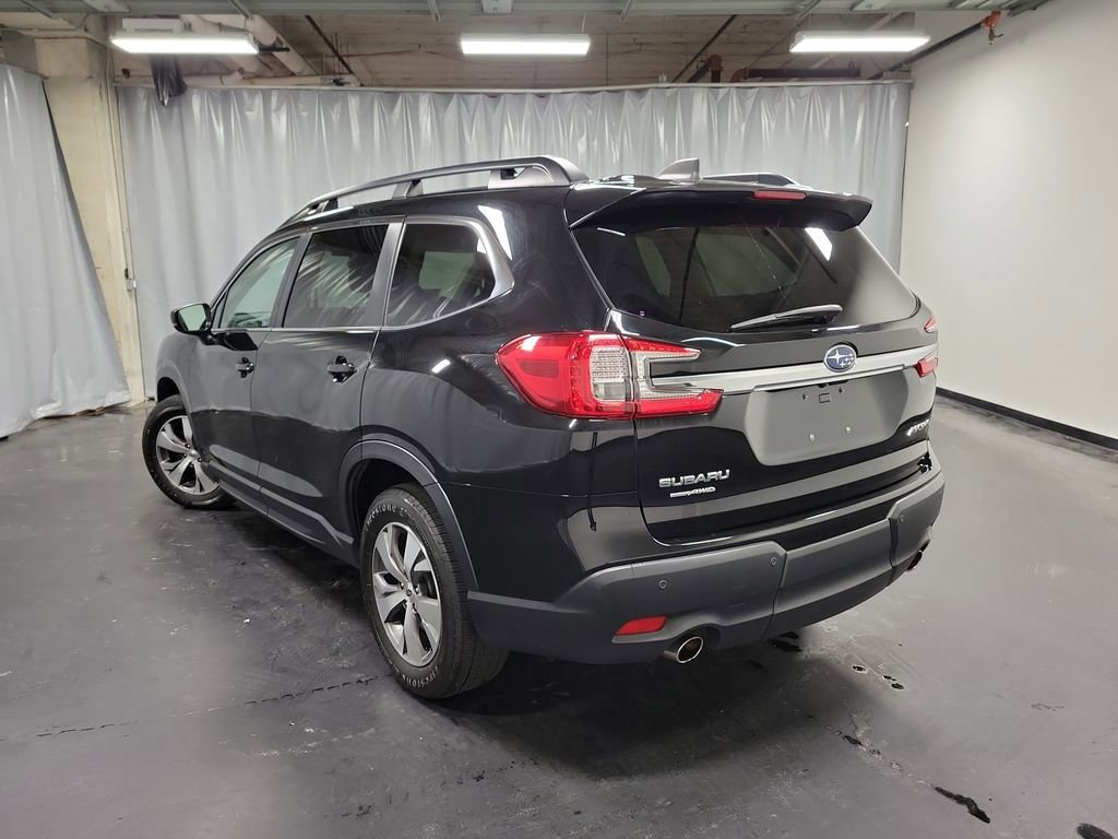 Used 2024 Subaru Ascent Premium w/ Convenience Package image 6
