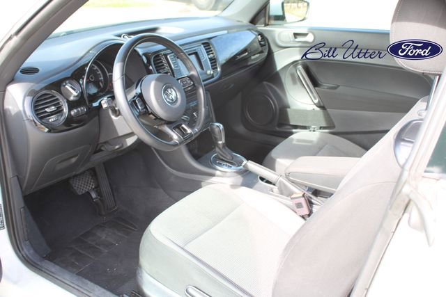 Used 2019 Volkswagen Beetle 2.0T S image 14