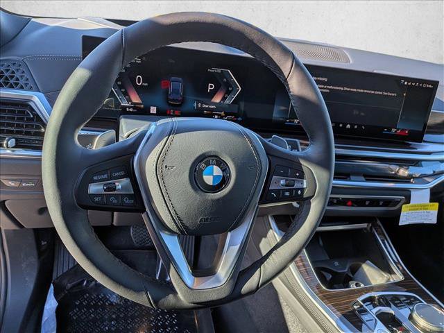 Used 2026 BMW X5 xDrive40i AWD/4WD image 11