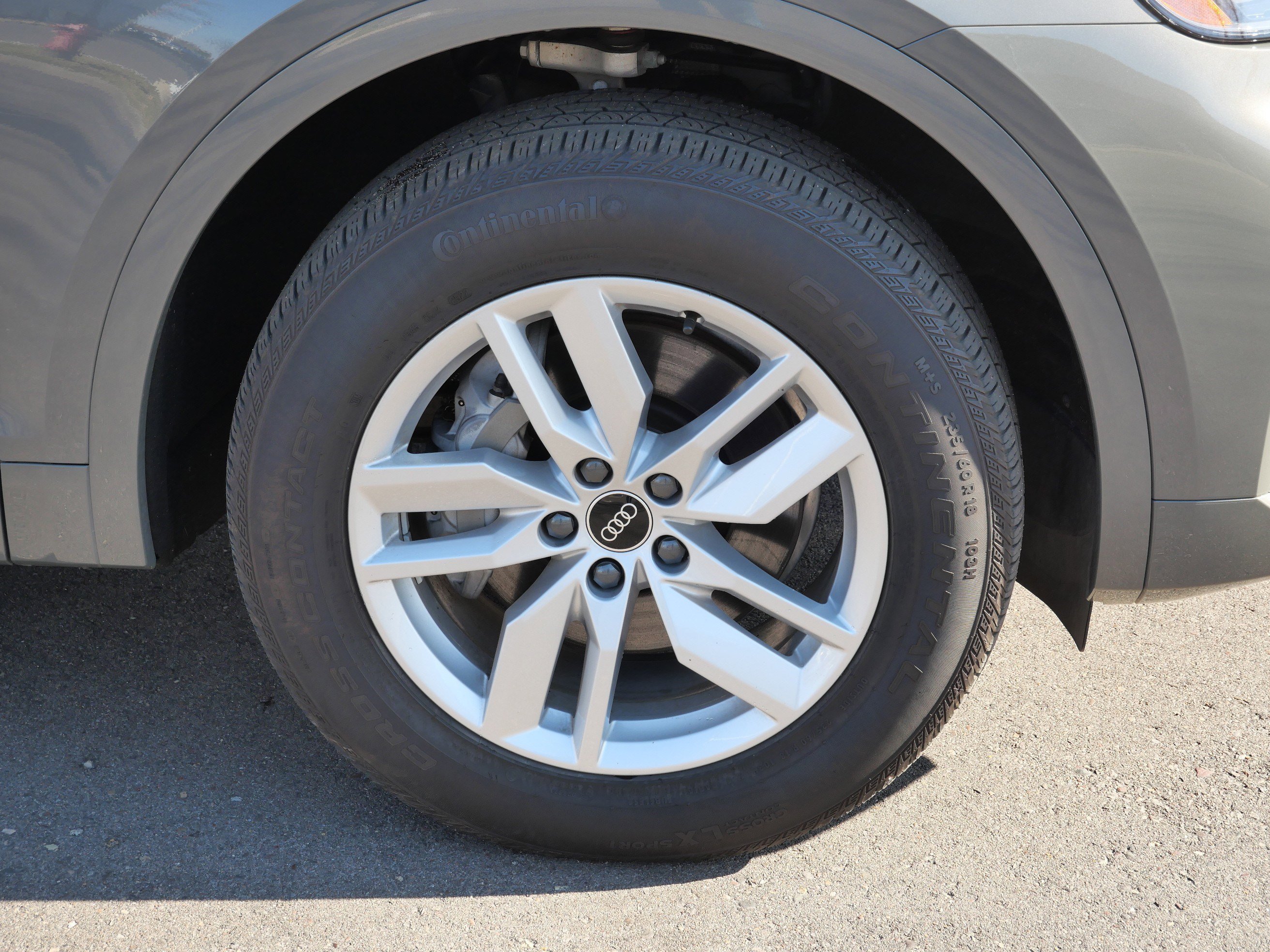 Used 2023 Audi Q5 2.0T Premium w/ Convenience Package image 15