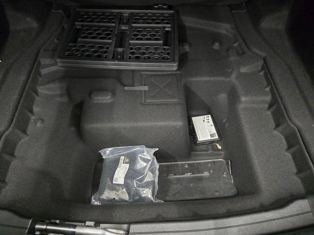 Used 2025 Mercedes-Benz E 350 Sedan image 40