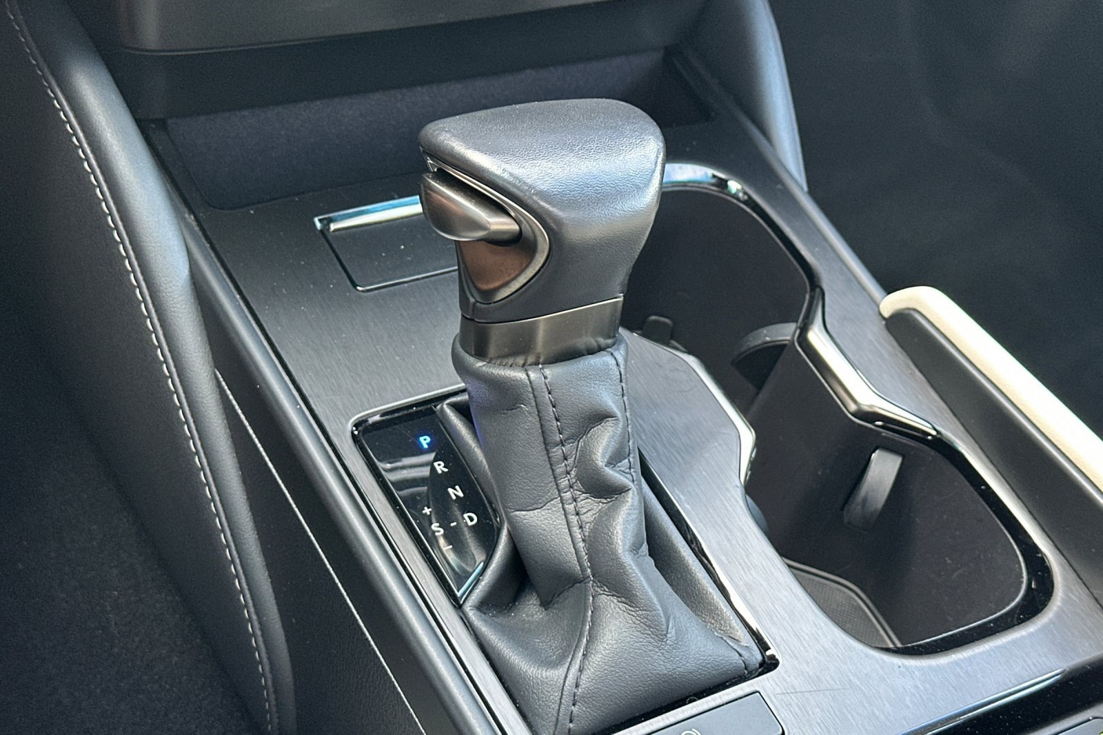 Used 2023 Lexus ES 350 w/ Premium Package FWD image 19