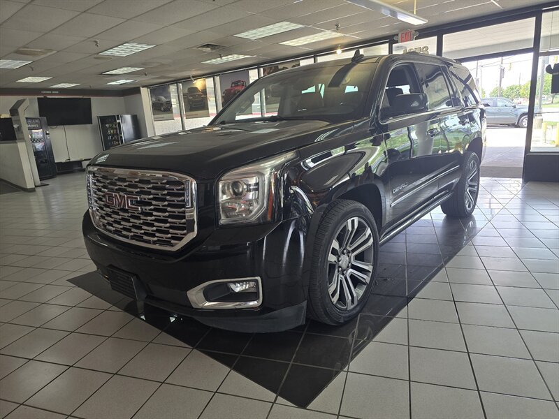 Used 2019 GMC Yukon Denali w/ Denali Ultimate Package AWD/4WD image 1