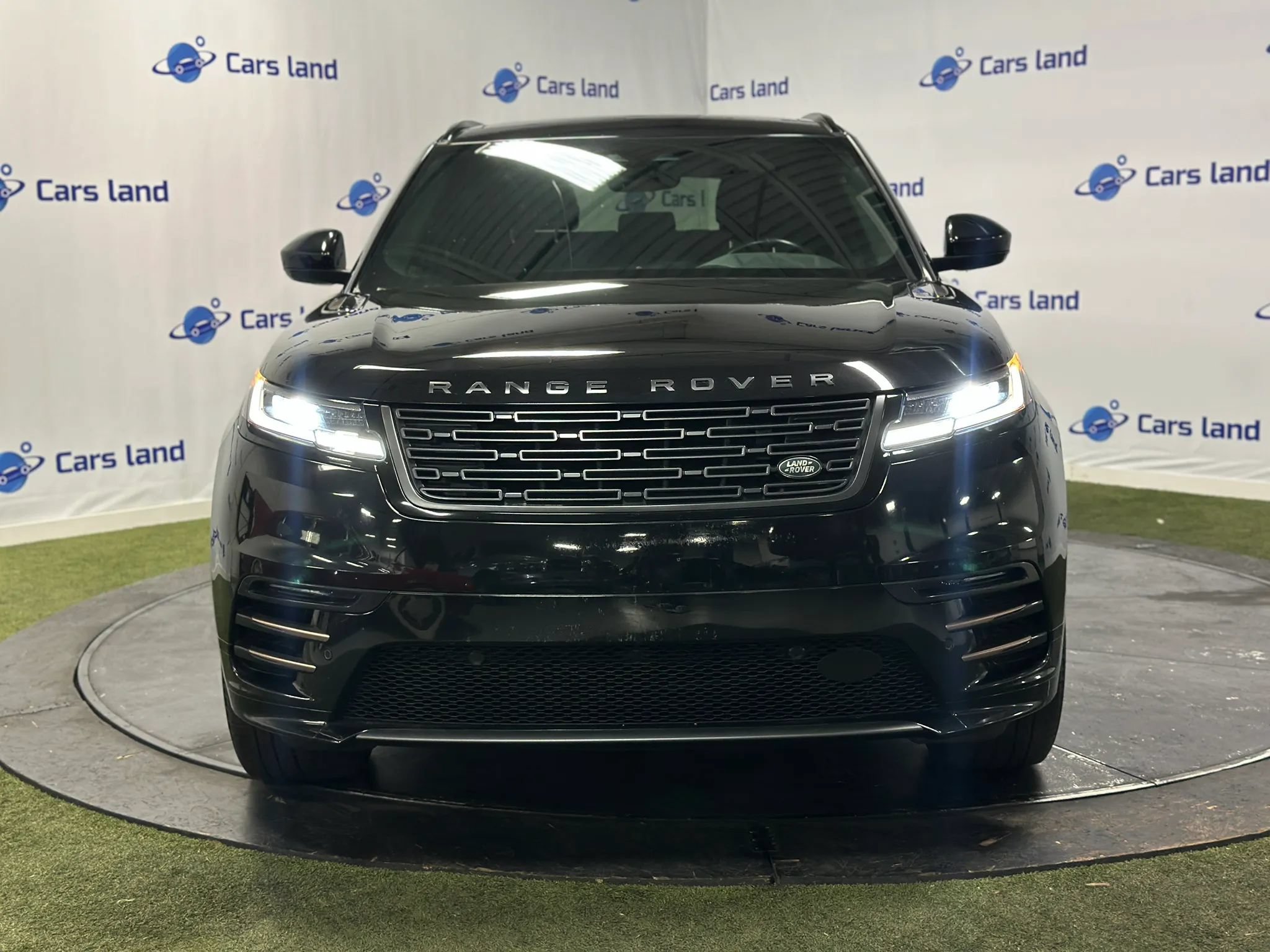 Used 2024 Land Rover Range Rover Velar Dynamic SE AWD/4WD image 7