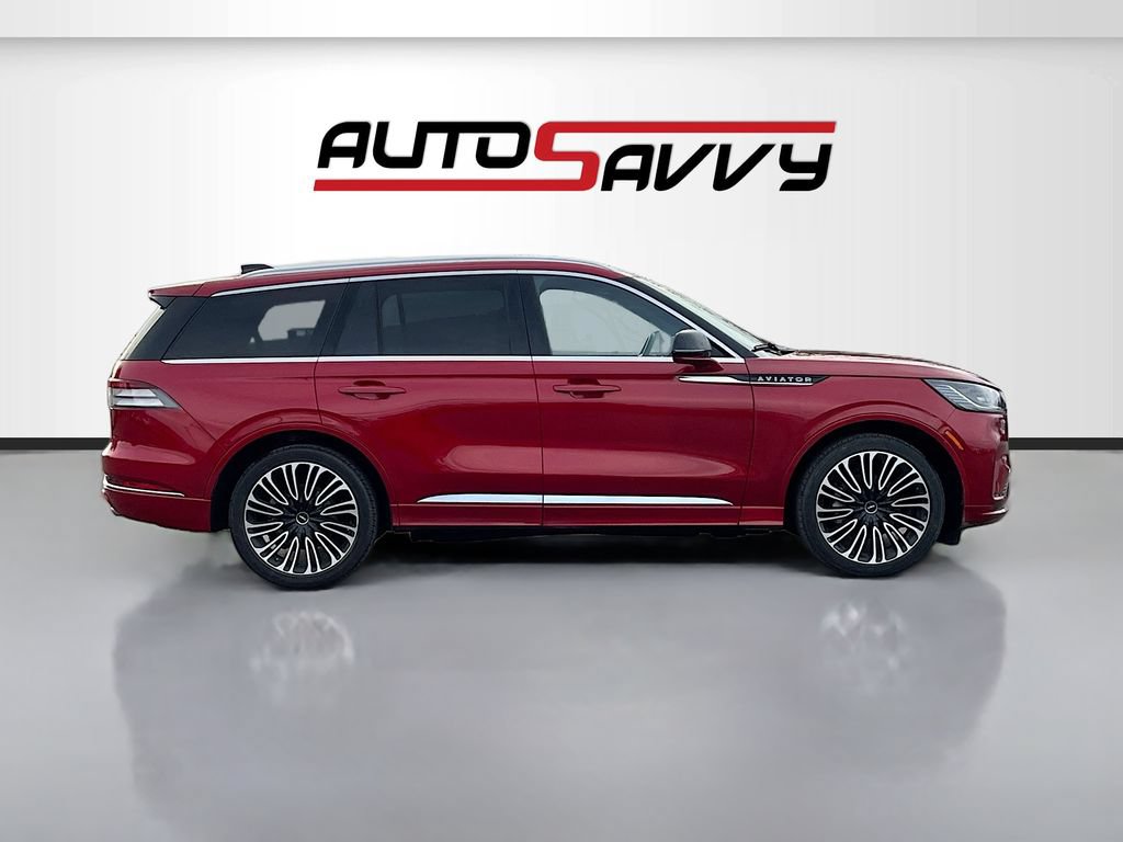 Used 2025 Lincoln Aviator Black Label AWD/4WD image 8