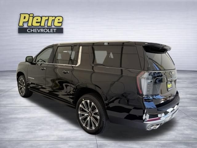 New 2026 Chevrolet Suburban High Country AWD/4WD image 2