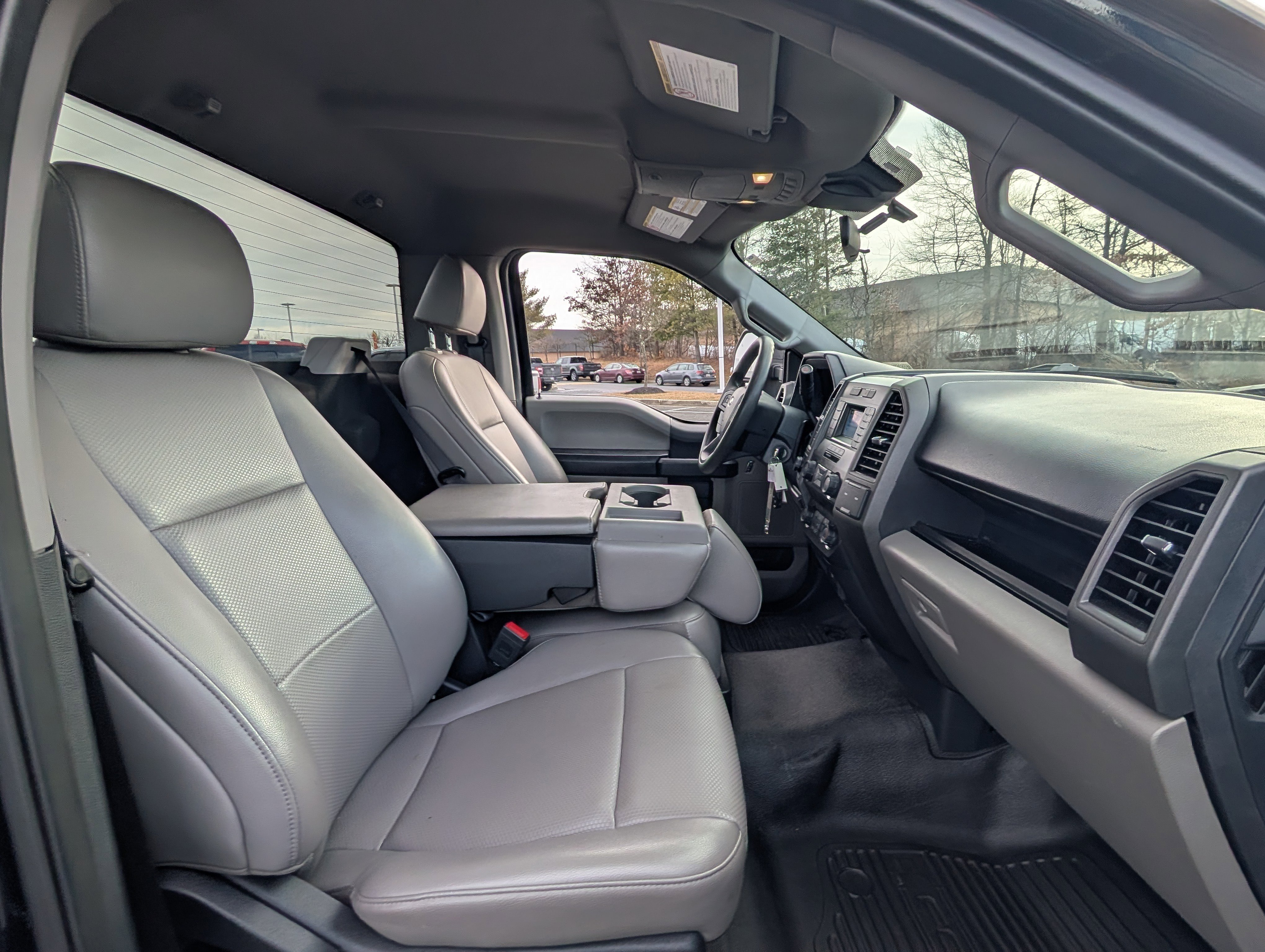 Used 2022 Ford F350 XL w/ Power Equipment Group image 10