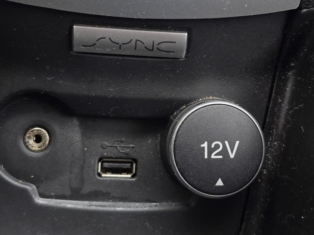Used 2017 Ford Fiesta SE w/ Cold Weather Package FWD image 22