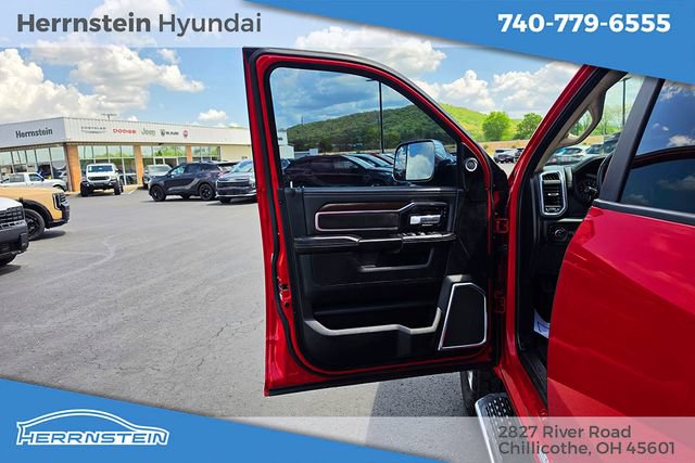 Used 2022 RAM 3500 Laramie AWD/4WD image 13