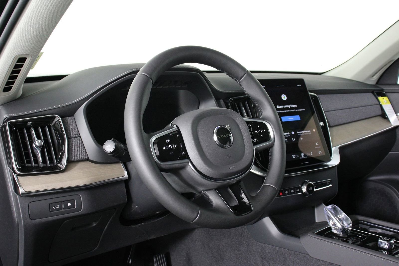 New 2026 Volvo XC90 T8 Core AWD/4WD image 8