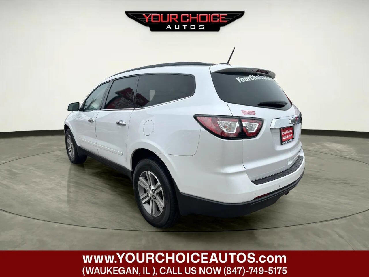 Used 2016 Chevrolet Traverse LT FWD image 3
