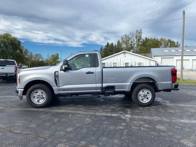 New 2024 Ford F350 XL w/ 360-Degree Camera Package RWD image 2