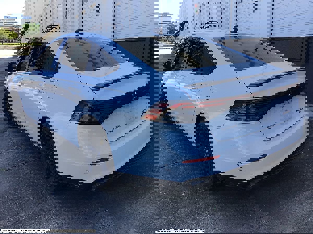 Used 2023 Honda Accord Sport image 6