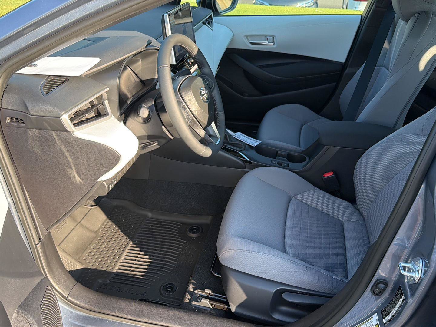 New 2026 Toyota Corolla SE FWD image 10