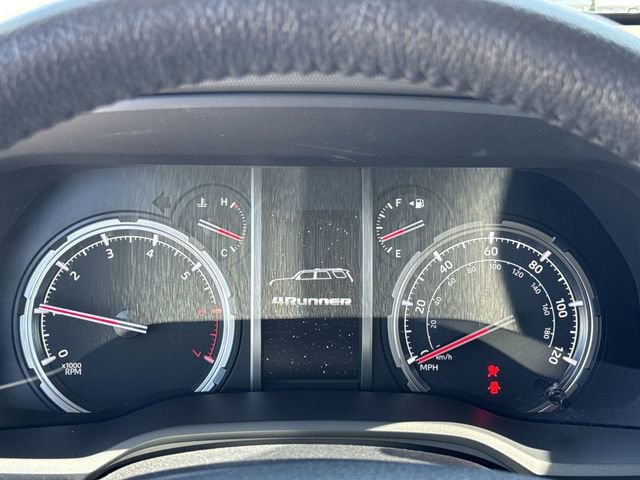 Used 2024 Toyota 4Runner TRD Off-Road Premium AWD/4WD image 14