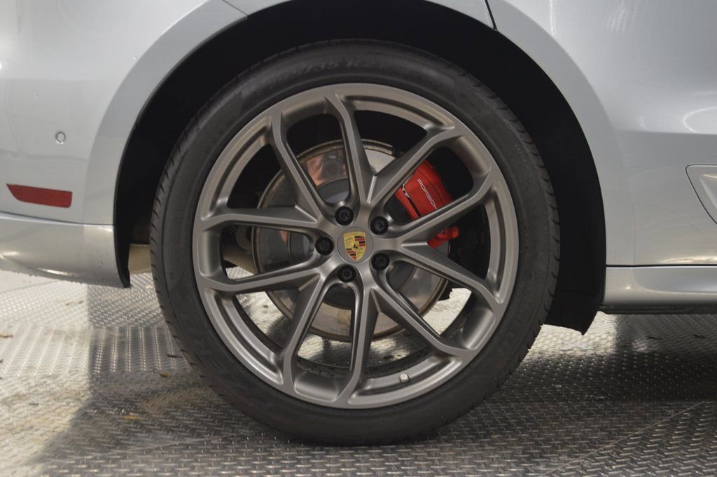Certified 2023 Porsche Macan GTS AWD/4WD image 15