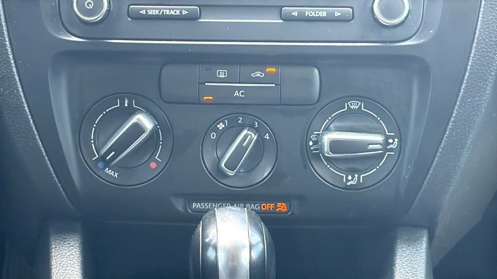 Used 2012 Volkswagen Jetta SE image 24