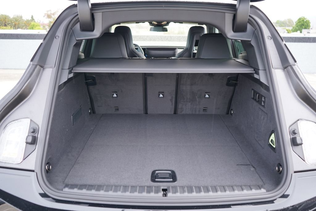 New 2026 BMW iX xDrive60 image 17