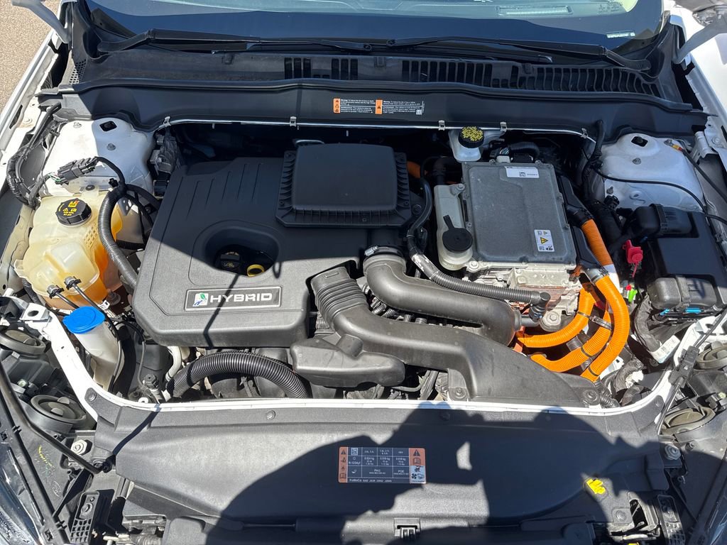 Used 2020 Ford Fusion SE FWD image 22