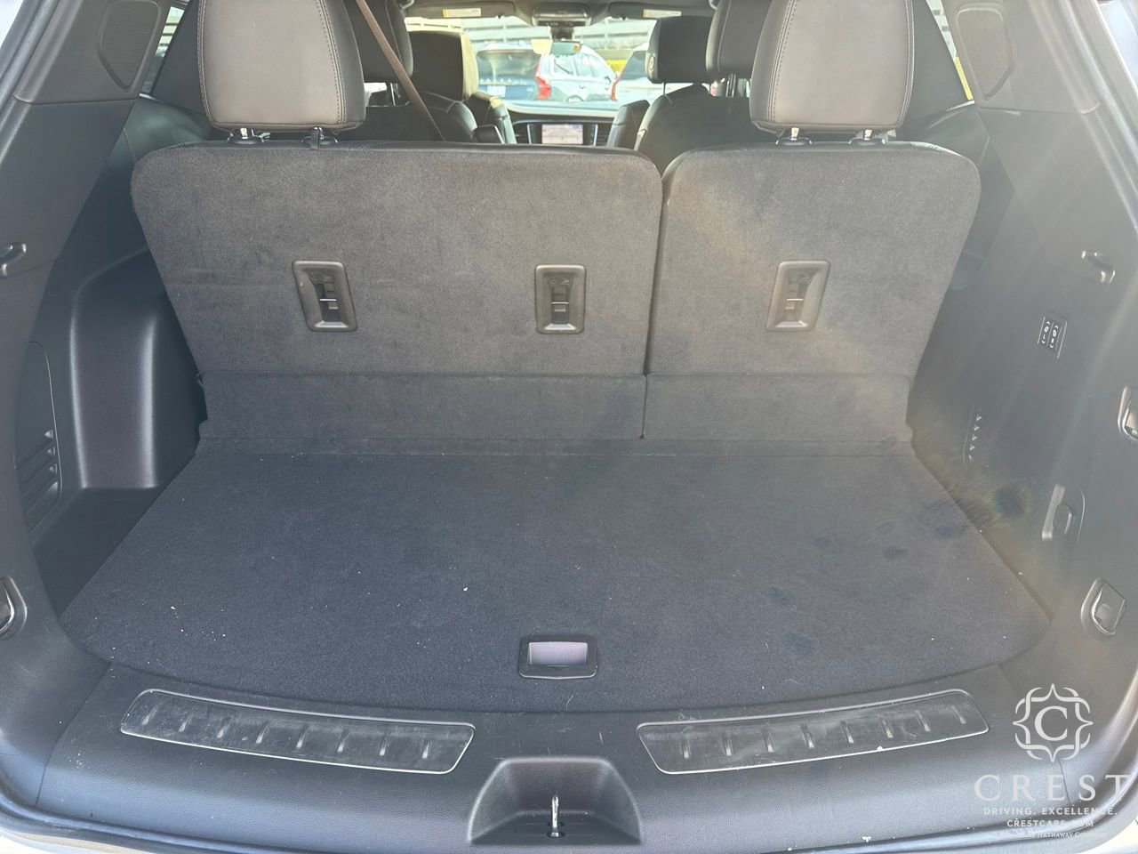 Used 2023 Buick Enclave Avenir image 28