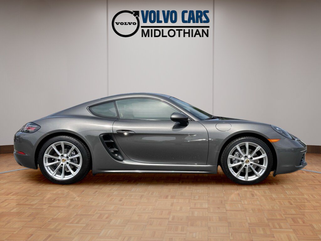 Used 2019 Porsche 718 Cayman RWD image 15