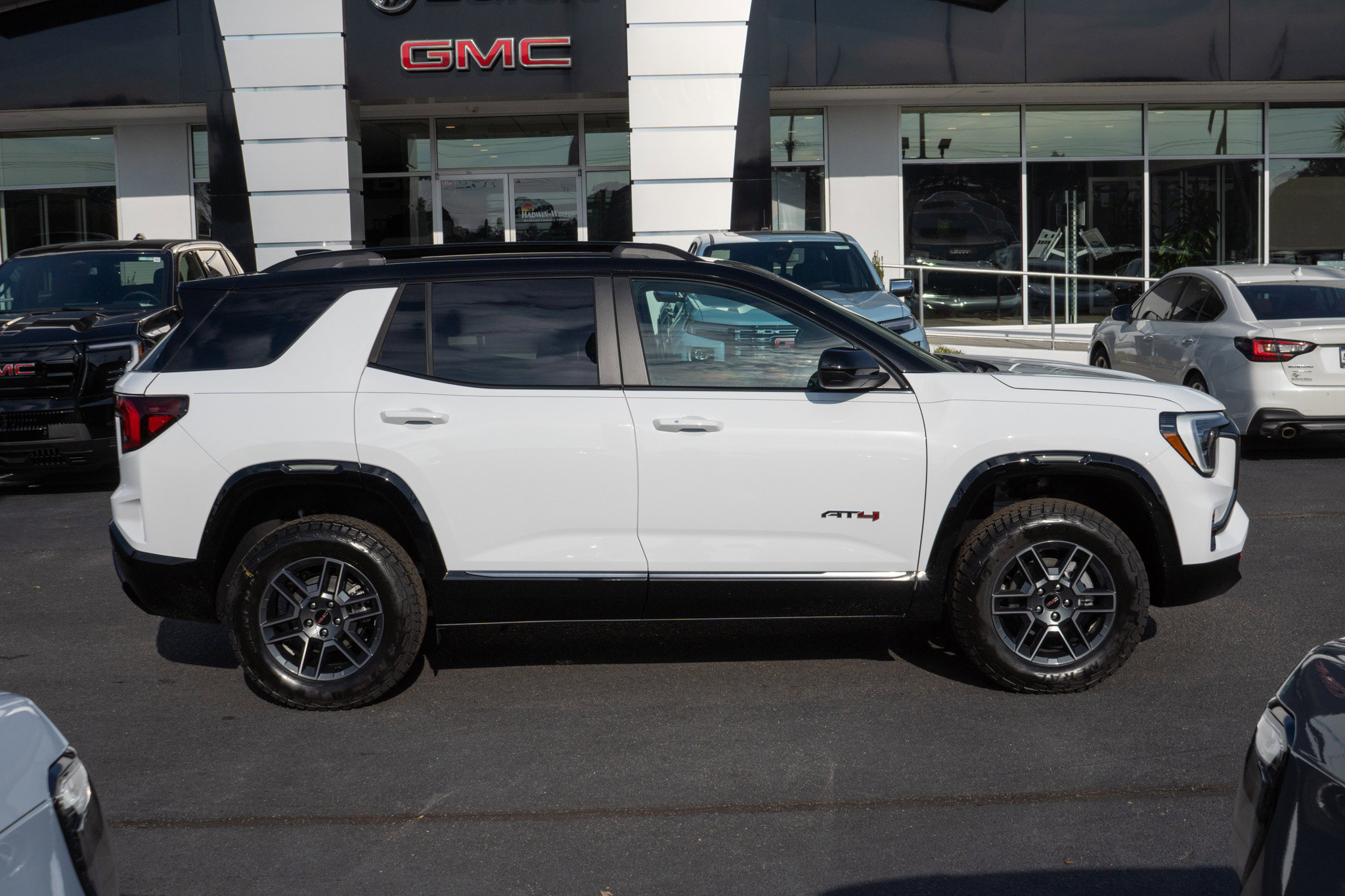 New 2026 GMC Terrain AT4 w/ Convenience Package III AWD/4WD image 2