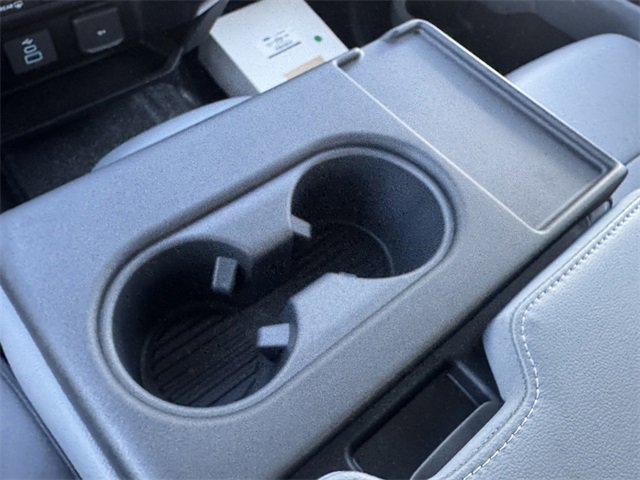 New 2025 Ford F550 4x4 Crew Cab Super Duty w/ XL Chrome Package image 18