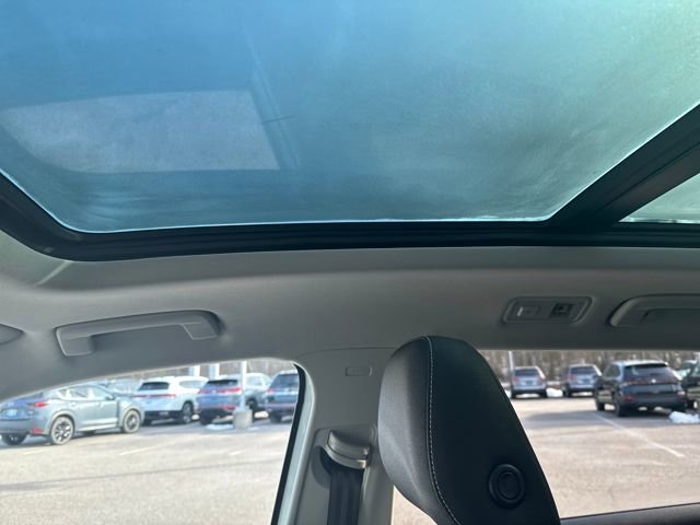 Certified 2025 Volkswagen Taos SE w/ Panoramic Sunroof Package image 29