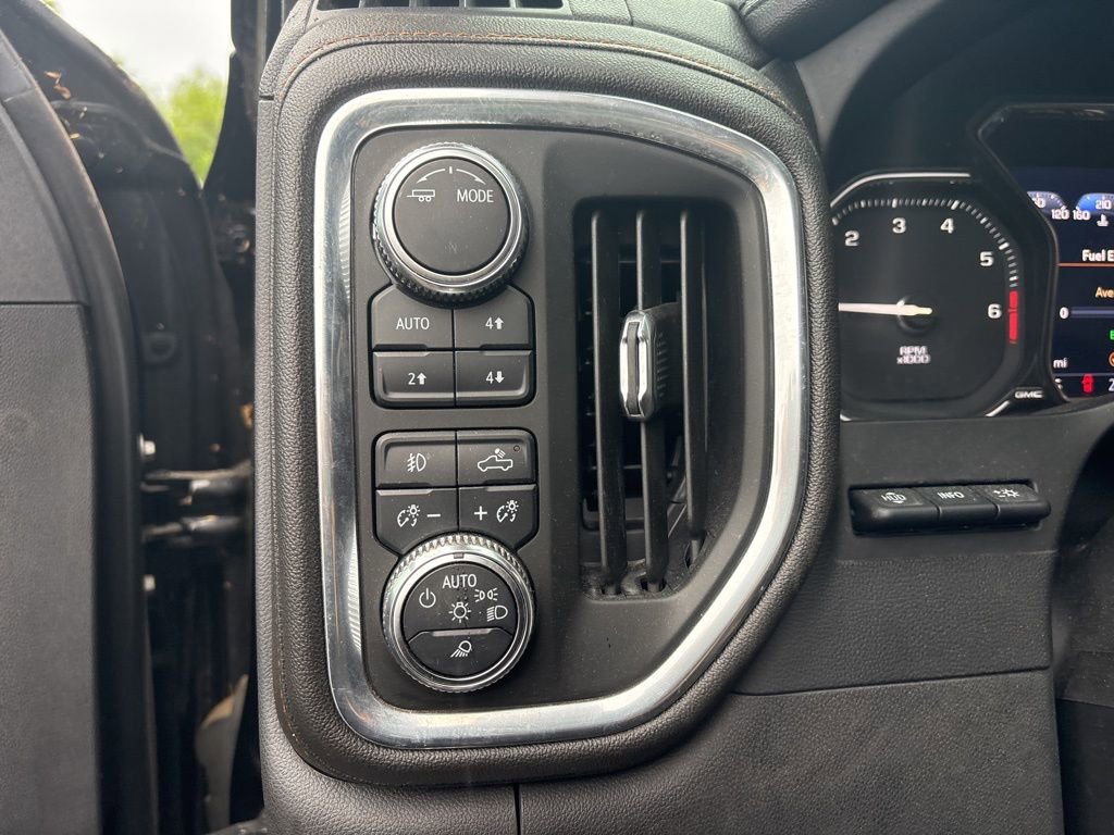 Used 2022 GMC Sierra 1500 AT4 w/ AT4 Premium Package AWD/4WD image 15