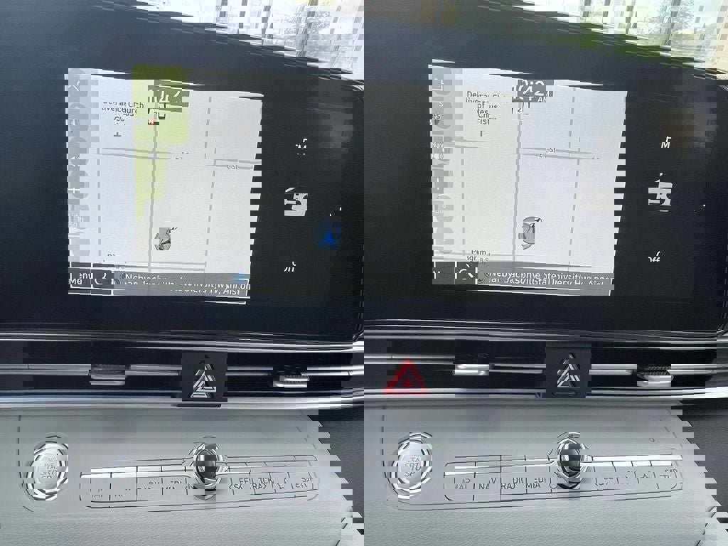 New 2026 Hyundai Elantra Limited image 16