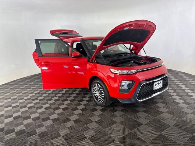 Certified 2021 Kia Soul LX FWD image 14