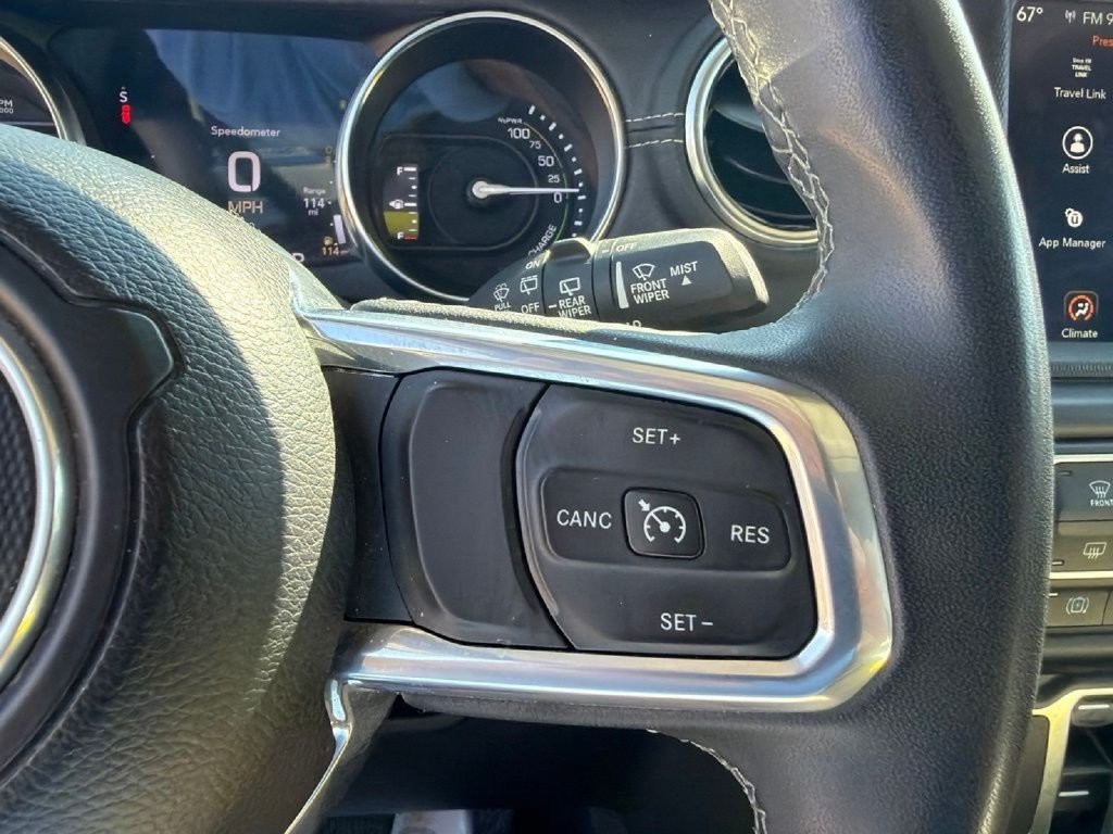 Used 2023 Jeep Wrangler Unlimited Sahara AWD/4WD image 21