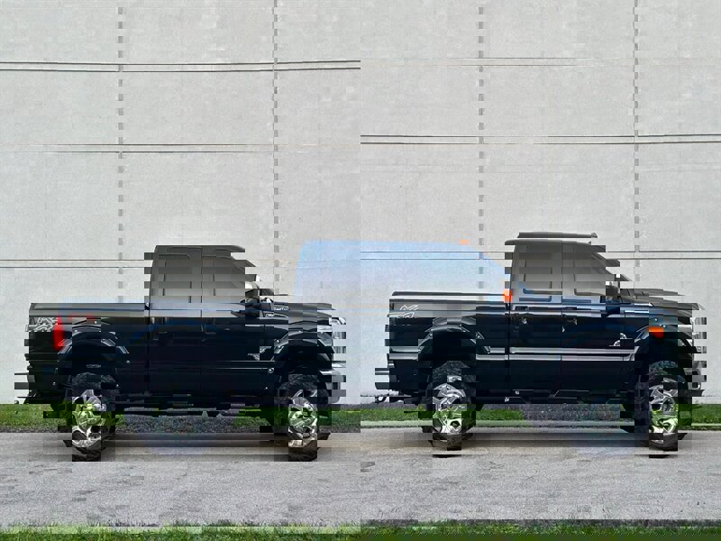 Used 2015 Ford F250 Lariat w/ Lariat Ultimate Package image 7
