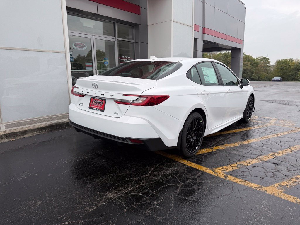 New 2026 Toyota Camry SE AWD/4WD image 5
