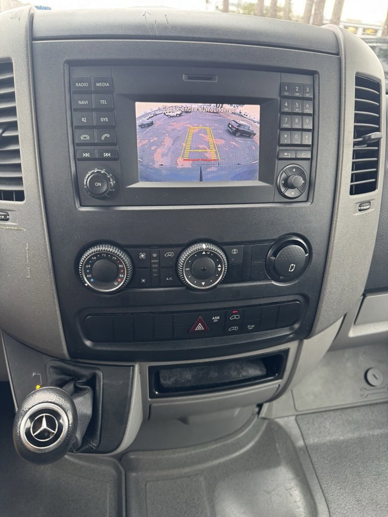 Used 2018 Mercedes-Benz Sprinter 2500 image 9