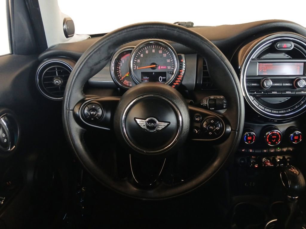 Used 2015 MINI Cooper 4-Door Hardtop FWD image 12