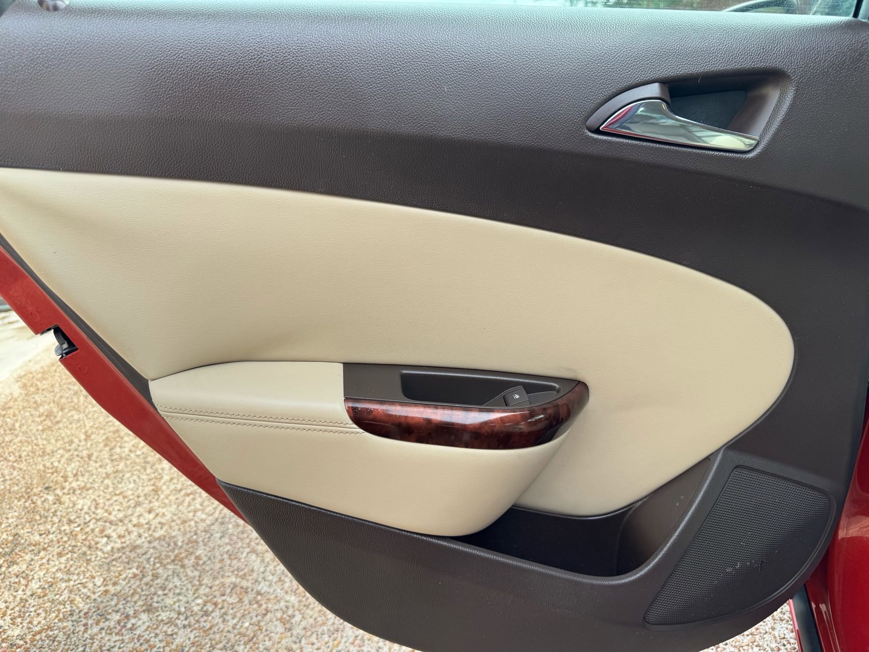 Used 2012 Buick Verano Leather FWD image 24