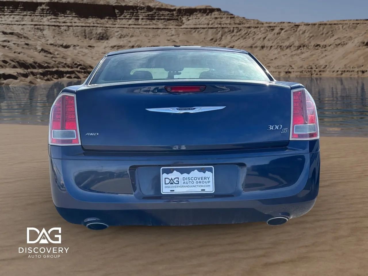 Used 2013 Chrysler 300 S image 4