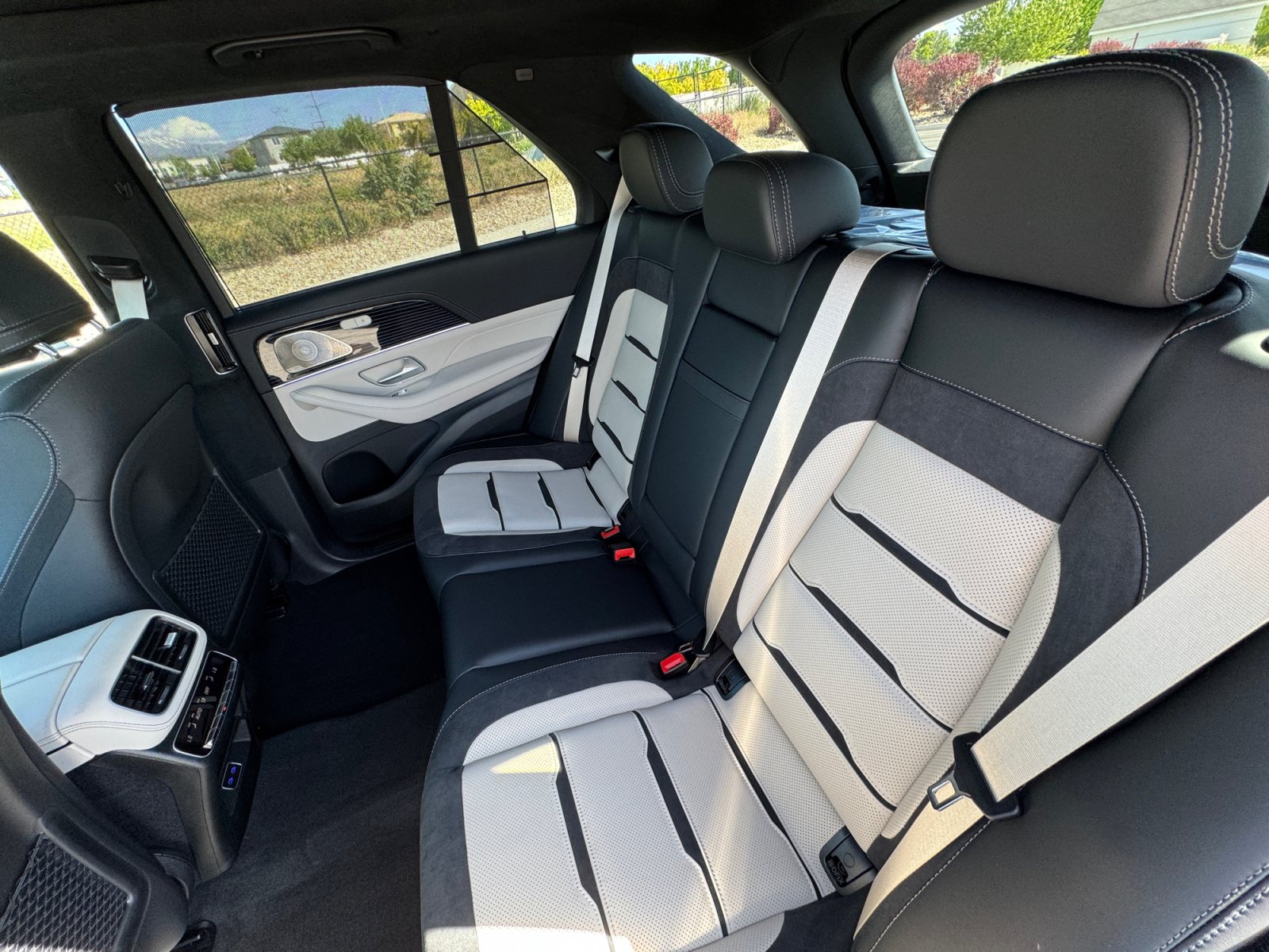 New 2026 Mercedes-Benz GLE 63 AMG S image 14