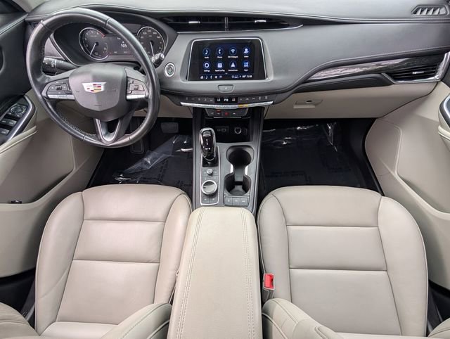 Used 2022 Cadillac XT4 Premium Luxury w/ Enhanced Visibility Package image 18