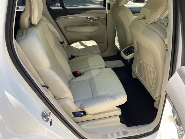 Certified 2024 Volvo XC90 B5 Core w/ Climate Package AWD/4WD image 15
