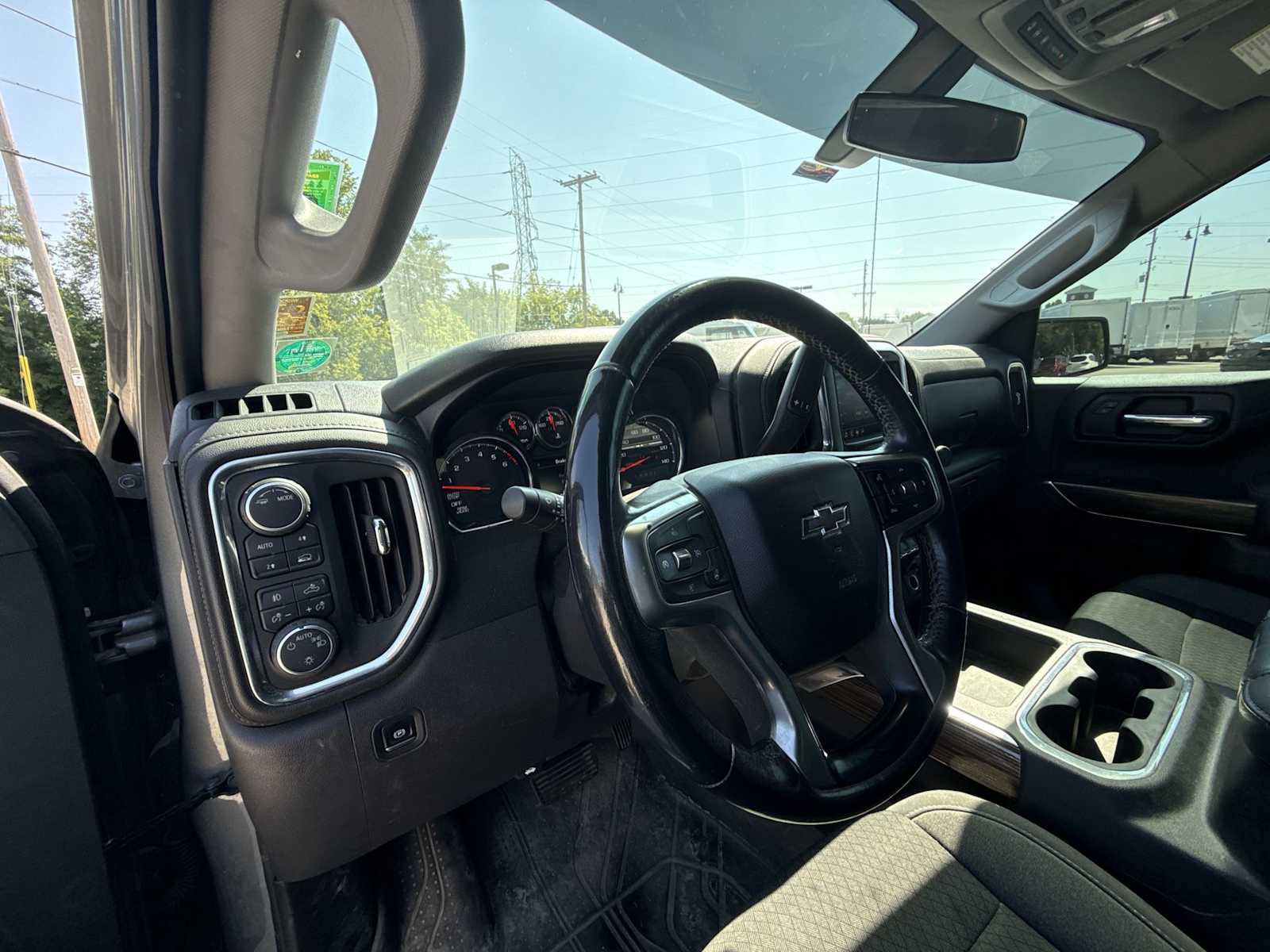 Certified 2020 Chevrolet Silverado 1500 RST w/ All-Star Edition AWD/4WD image 10