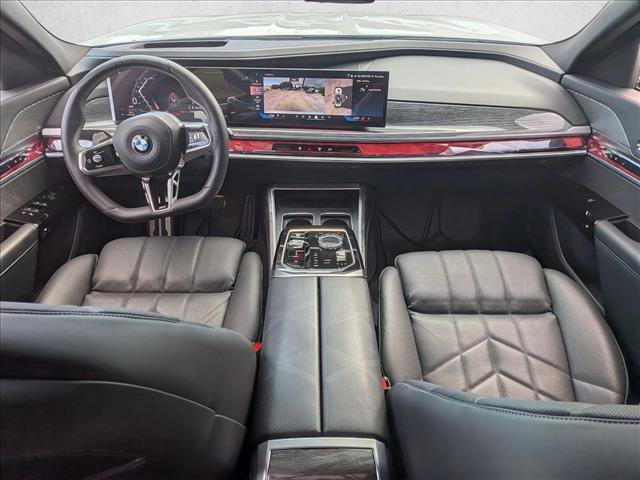 Used 2024 BMW 760i xDrive w/ Premium Package 2 AWD/4WD image 16