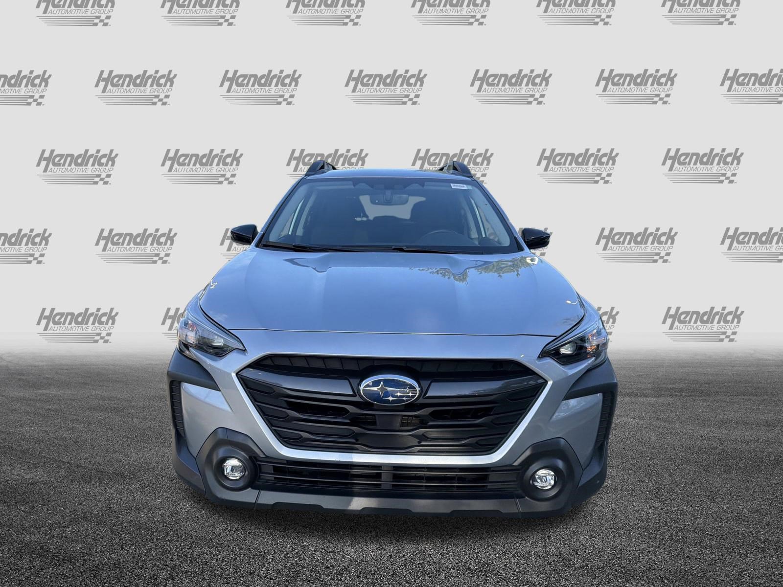 Used 2023 Subaru Outback Premium AWD/4WD image 6