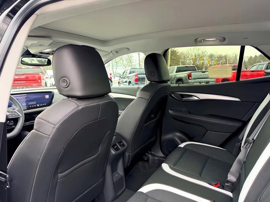 New 2026 Buick Envision Sport Touring image 9