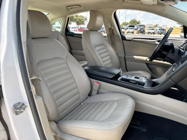 Used 2019 Ford Fusion SEL FWD image 24