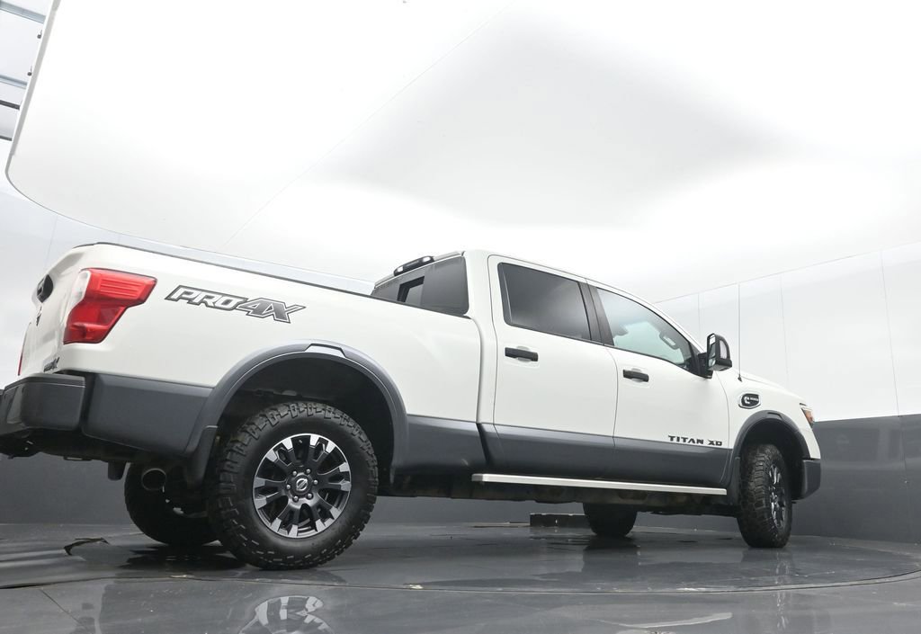 Used 2018 Nissan Titan PRO-4X w/ Pro-4x Convenience Package image 35
