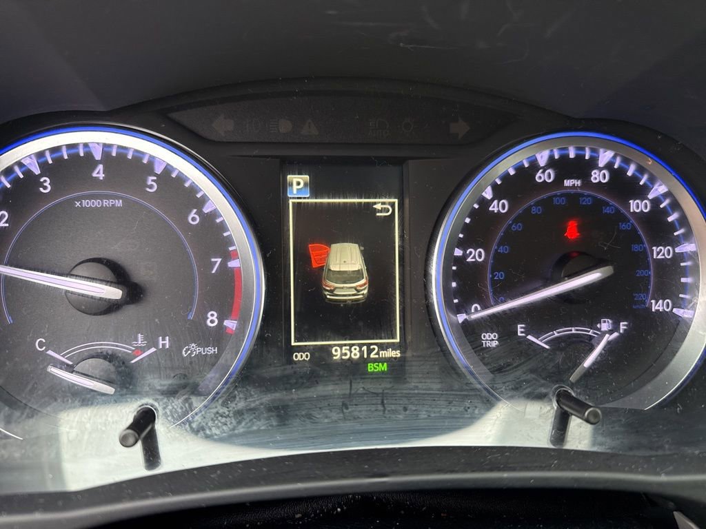 Used 2018 Toyota Highlander XLE image 13