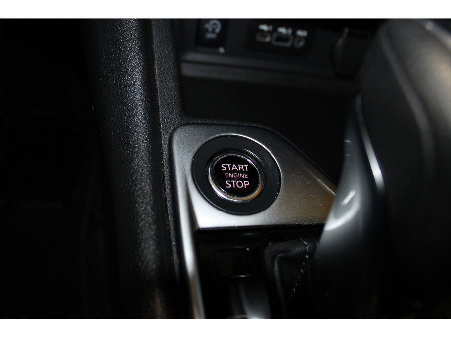 Used 2024 Nissan Sentra SV image 34