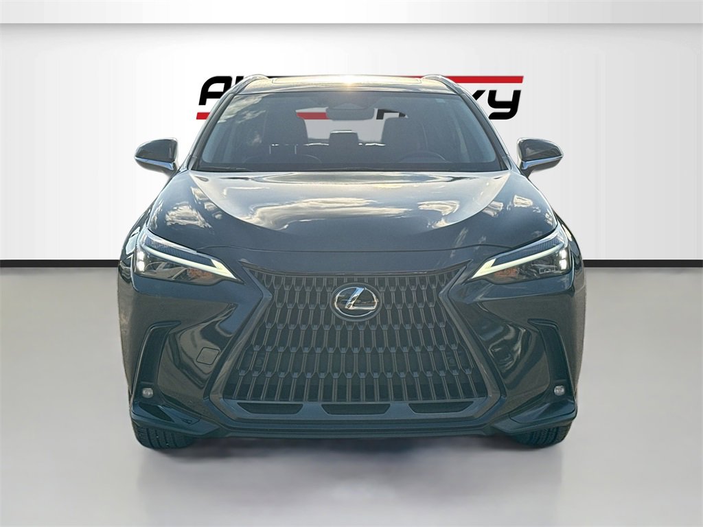Used 2025 Lexus NX 250 FWD w/ Premium Package image 2